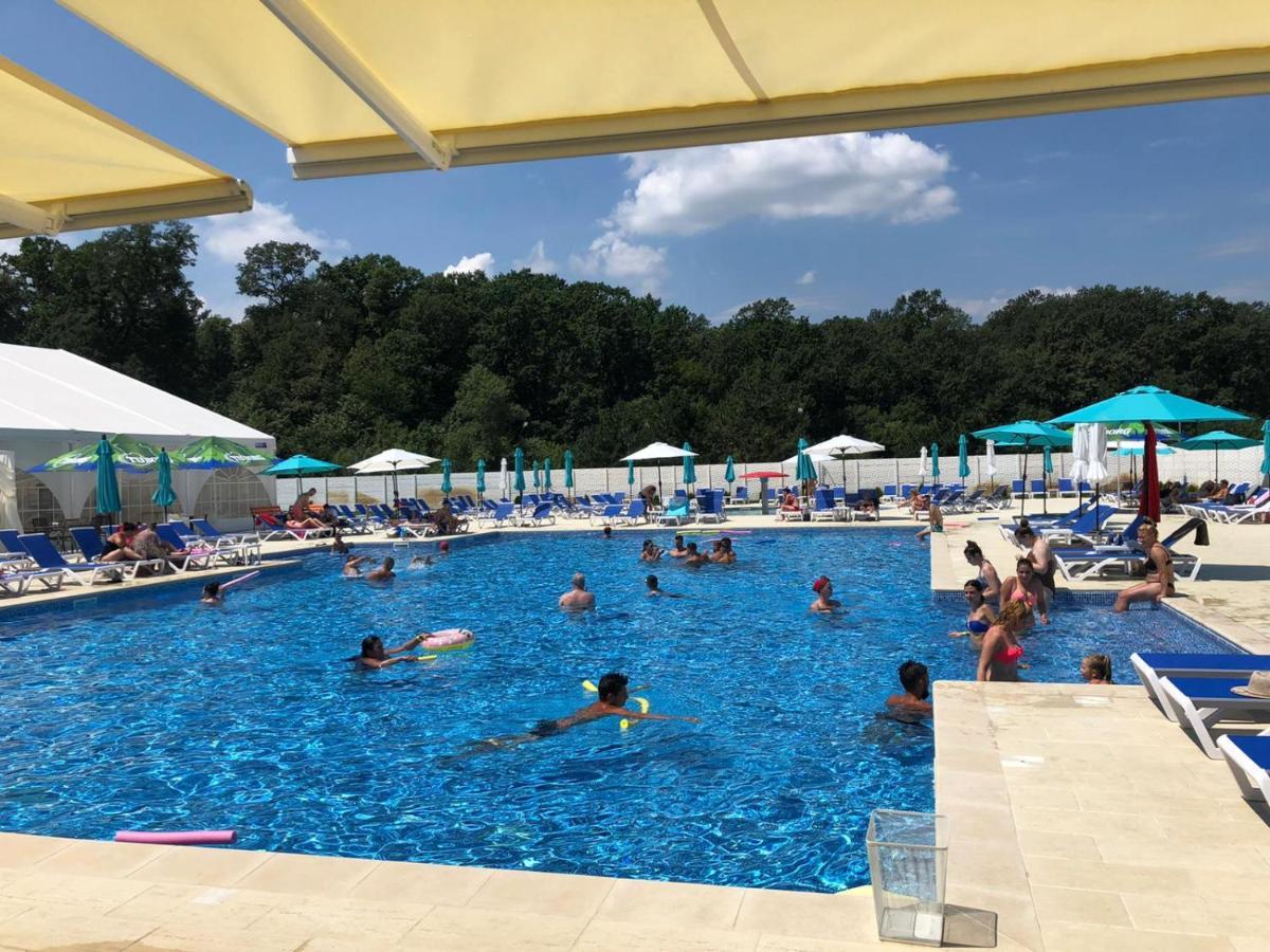 Hotel Andy Km 36 Bucureşti Ngoại thất bức ảnh